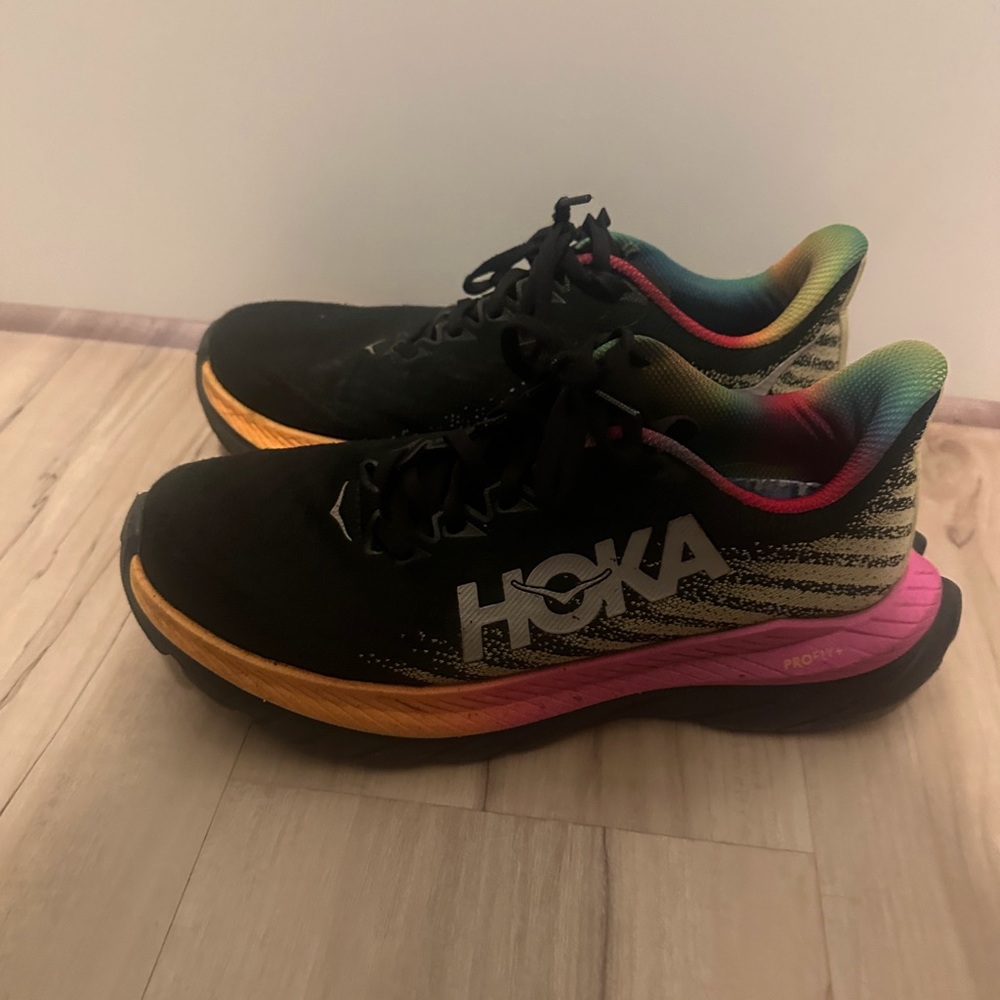 Hoka Mach
